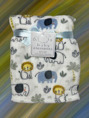 NWT Baby Blanket Jungle Zoo Safari Lions Elephants Animal Print Trees Plush